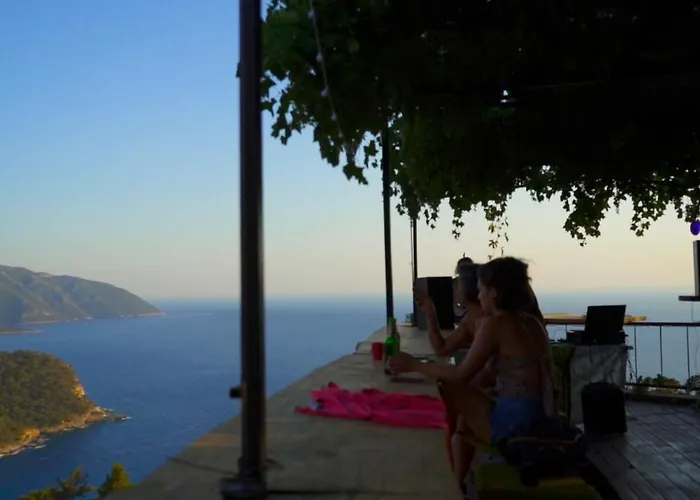 Отель Kabak Mamma's Restaurant & Terrace Bar *